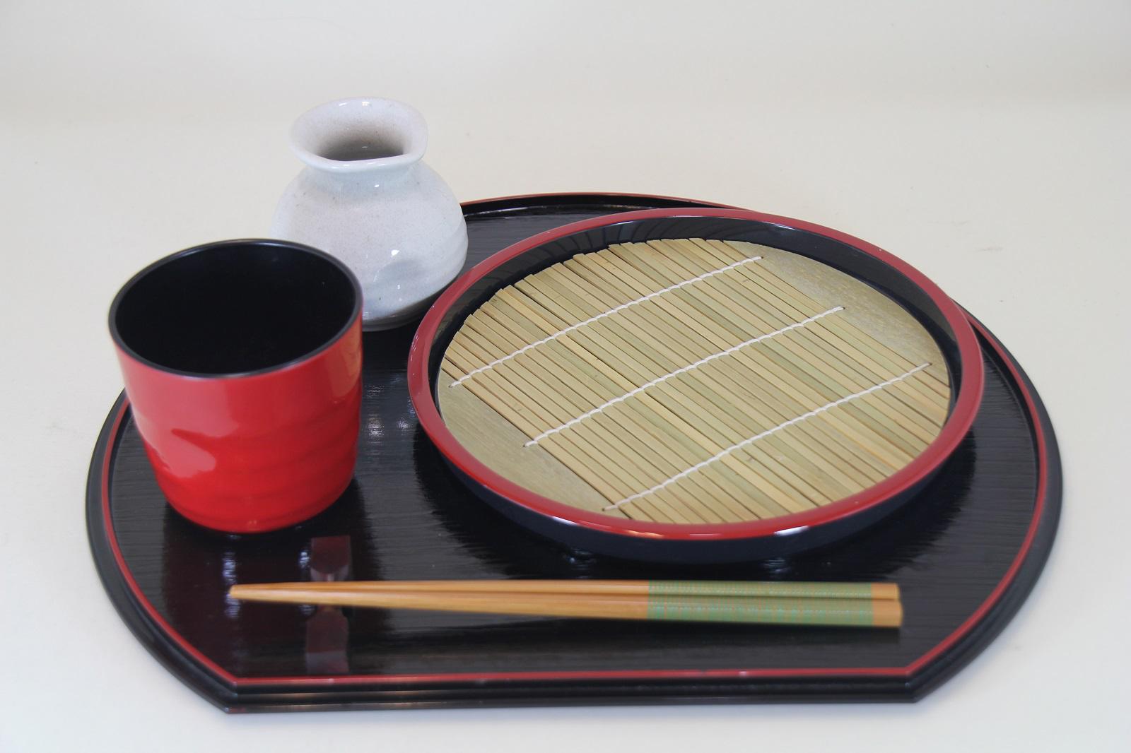 そば皿　丸　渕朱　すのこ付　1P